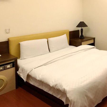 Zaw Jung Business Hotel Taichung Buitenkant foto