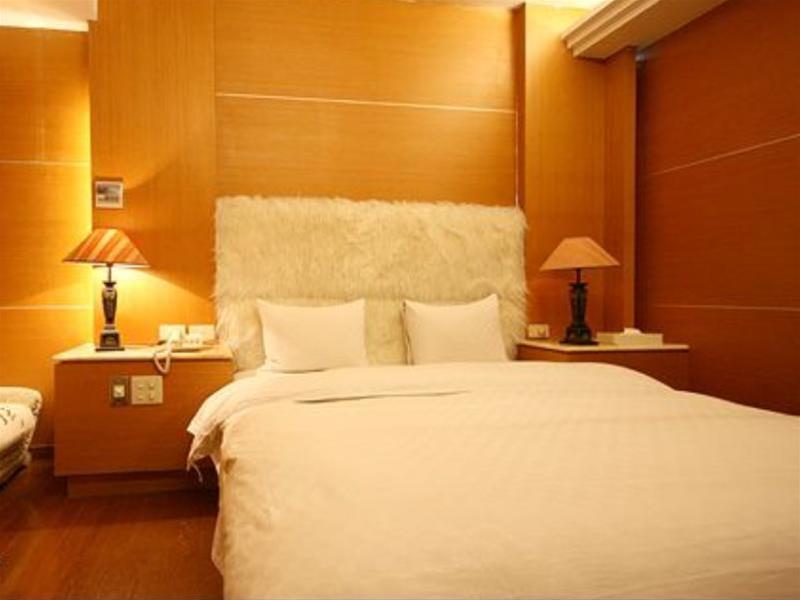 Zaw Jung Business Hotel Taichung Buitenkant foto